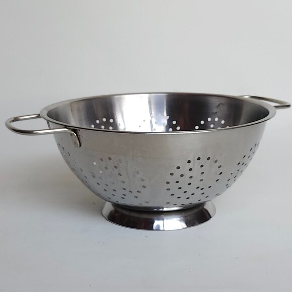 FABERWARE Colander, Stainless Steel, Perforated Drainer Strainer Metal - Picture 2 of 6